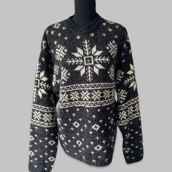 Vintage Christopher Rand Wool Blend Heavy Weight  Snowflake Sweater - Picture 1 of 14